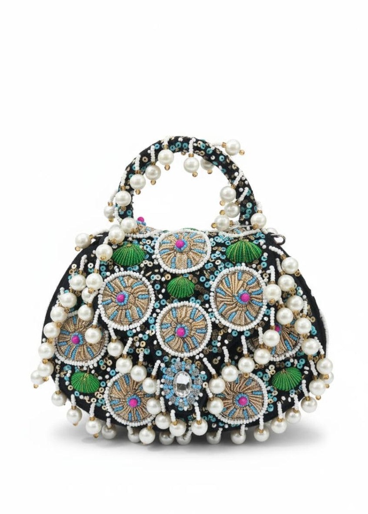 Pearl Majesty Hand Clutch (Black)