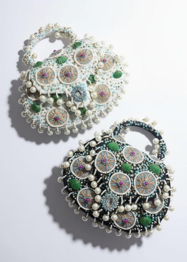 Pearl potli clutch